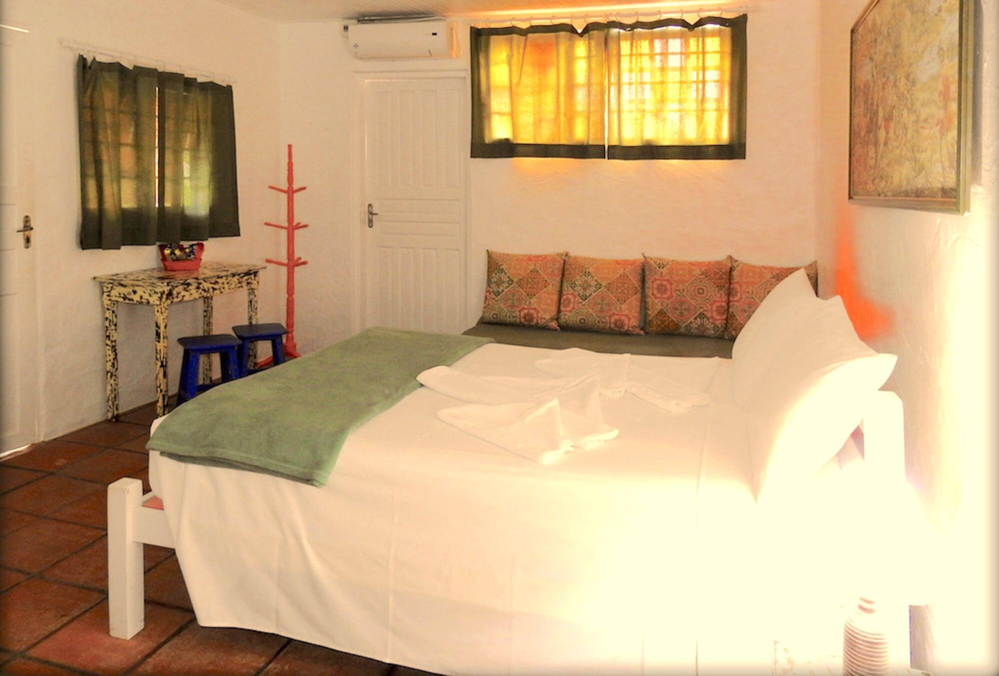 Inn Velinn Bromelias