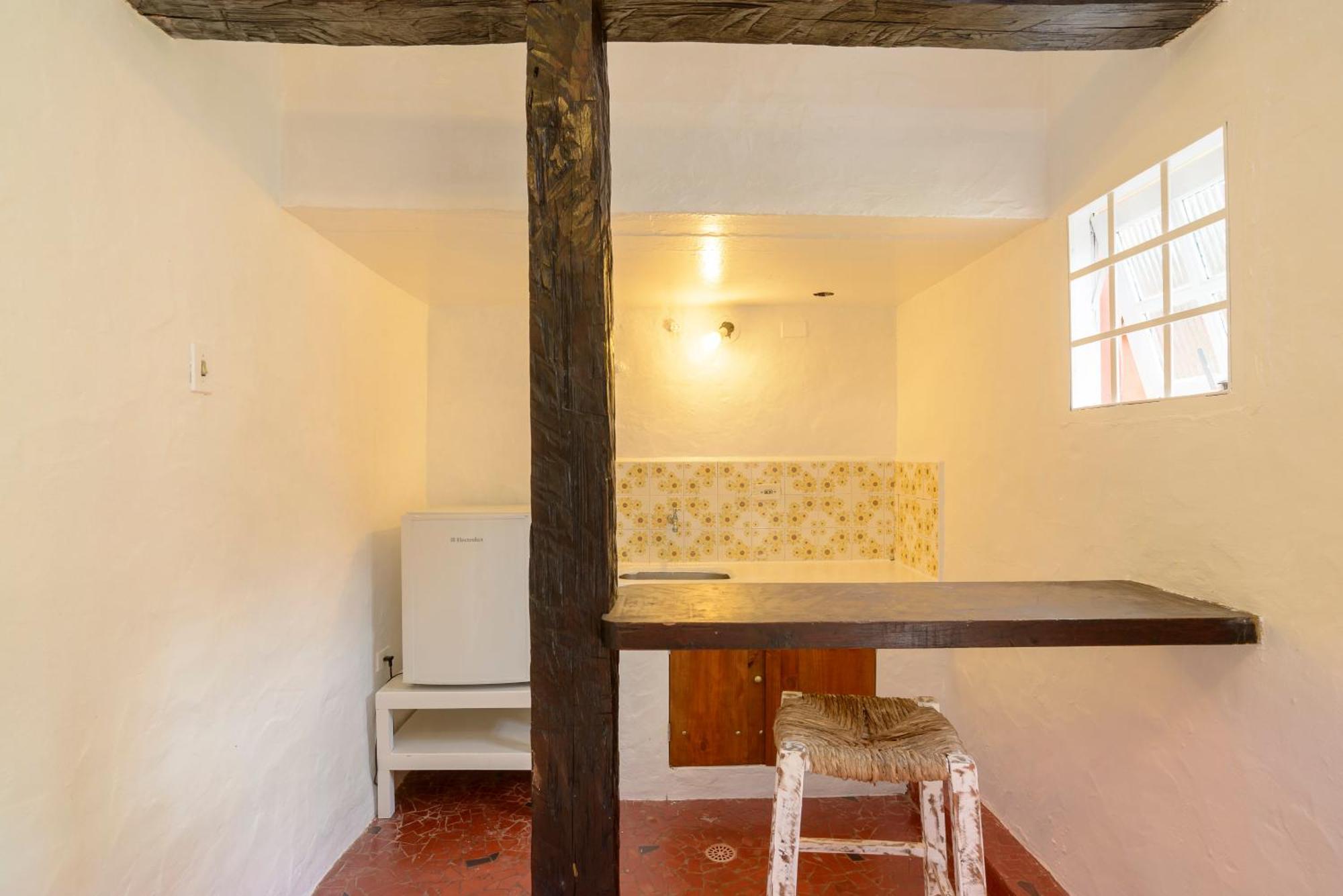 Inn Velinn Bromelias